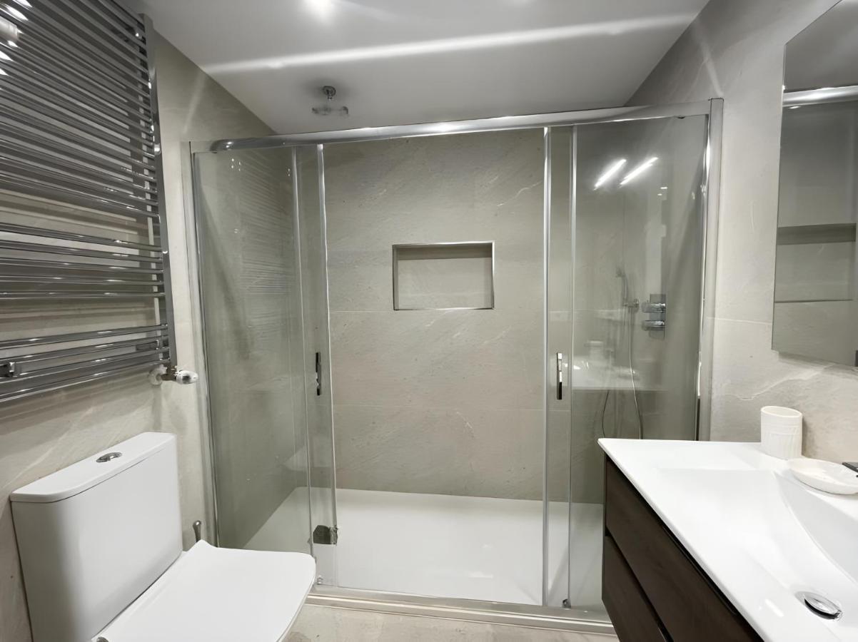 Amplio Y Moderno Piso De 4 Habitaciones Y Terraza بونتيفيذرا المظهر الخارجي الصورة