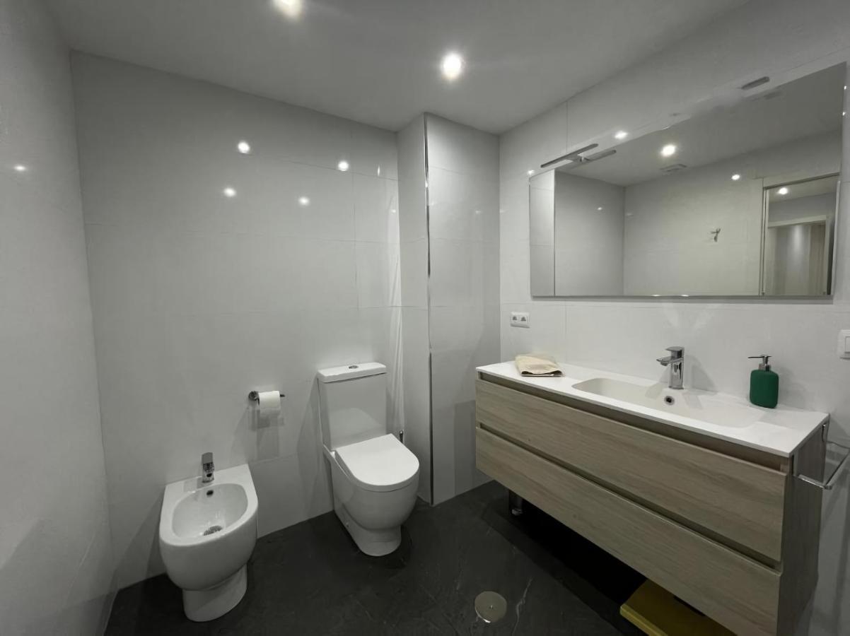Amplio Y Moderno Piso De 4 Habitaciones Y Terraza بونتيفيذرا المظهر الخارجي الصورة