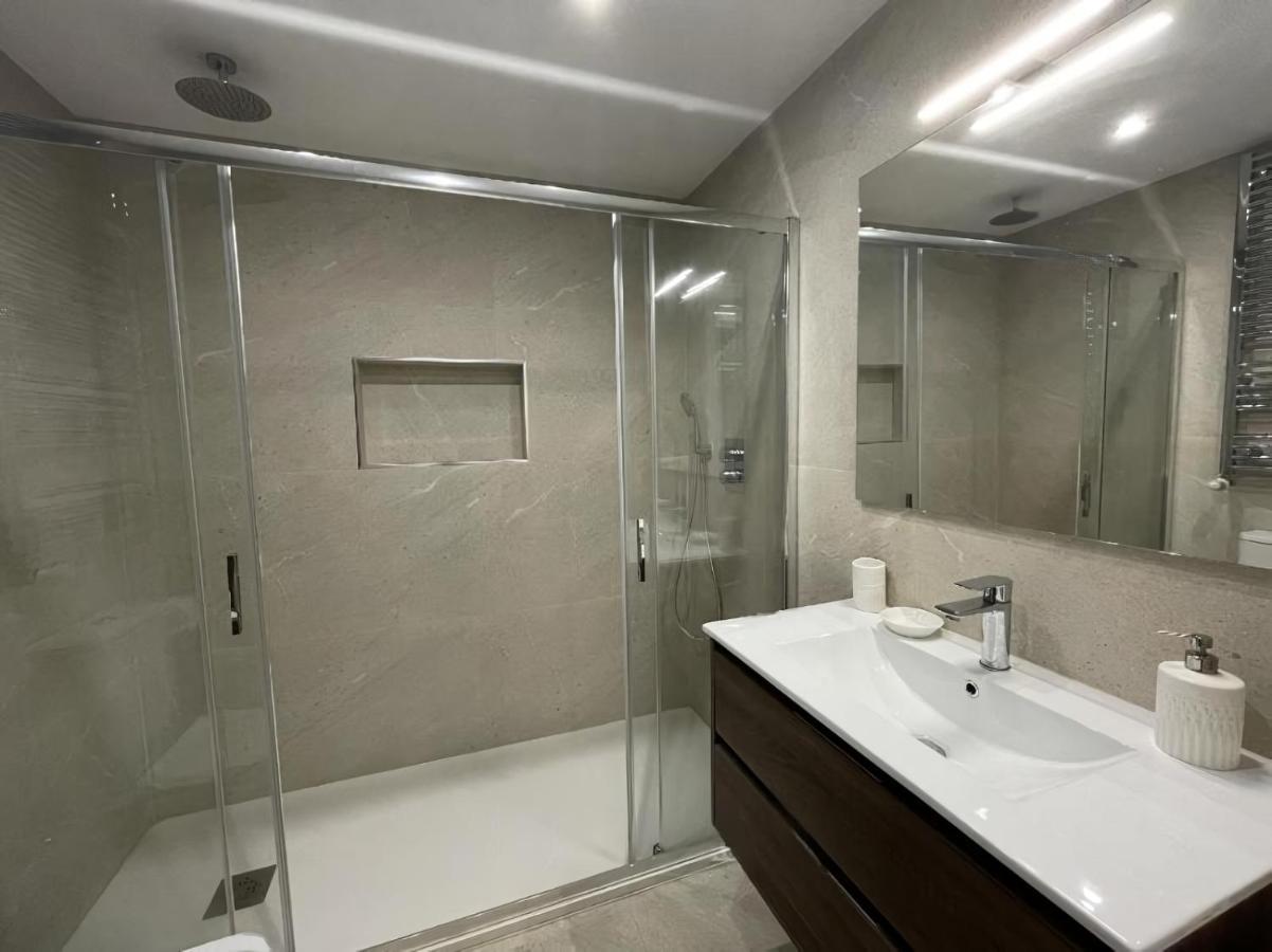 Amplio Y Moderno Piso De 4 Habitaciones Y Terraza بونتيفيذرا المظهر الخارجي الصورة